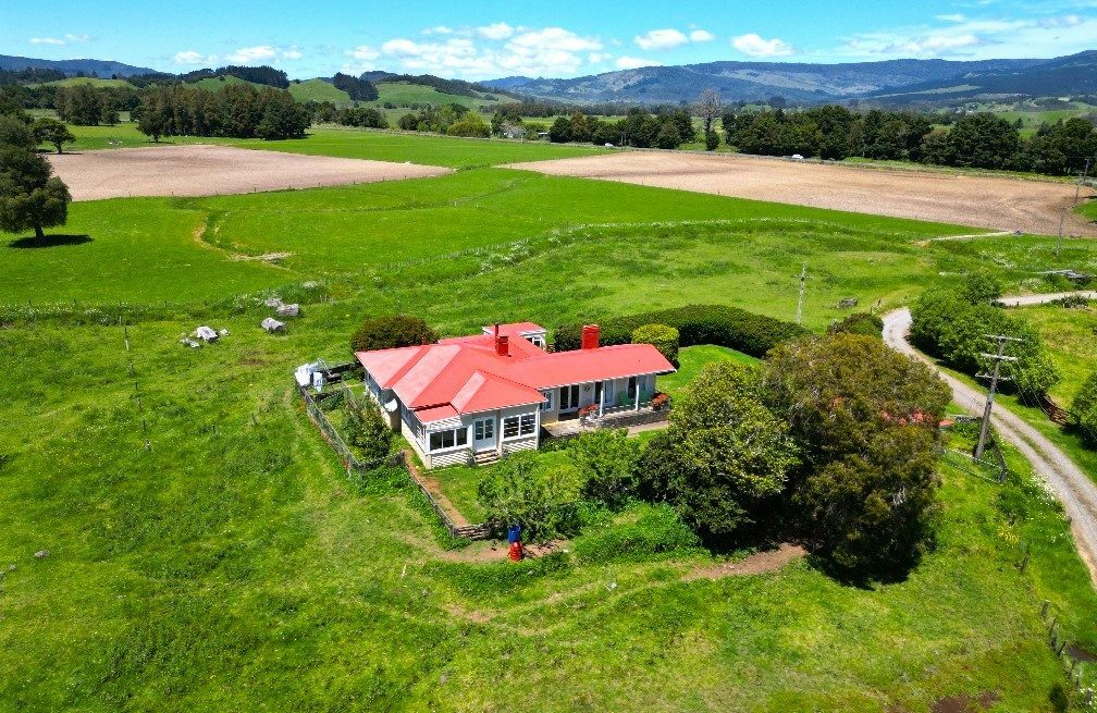 Price Refresh: Large Rural Homestead with old shearing shed