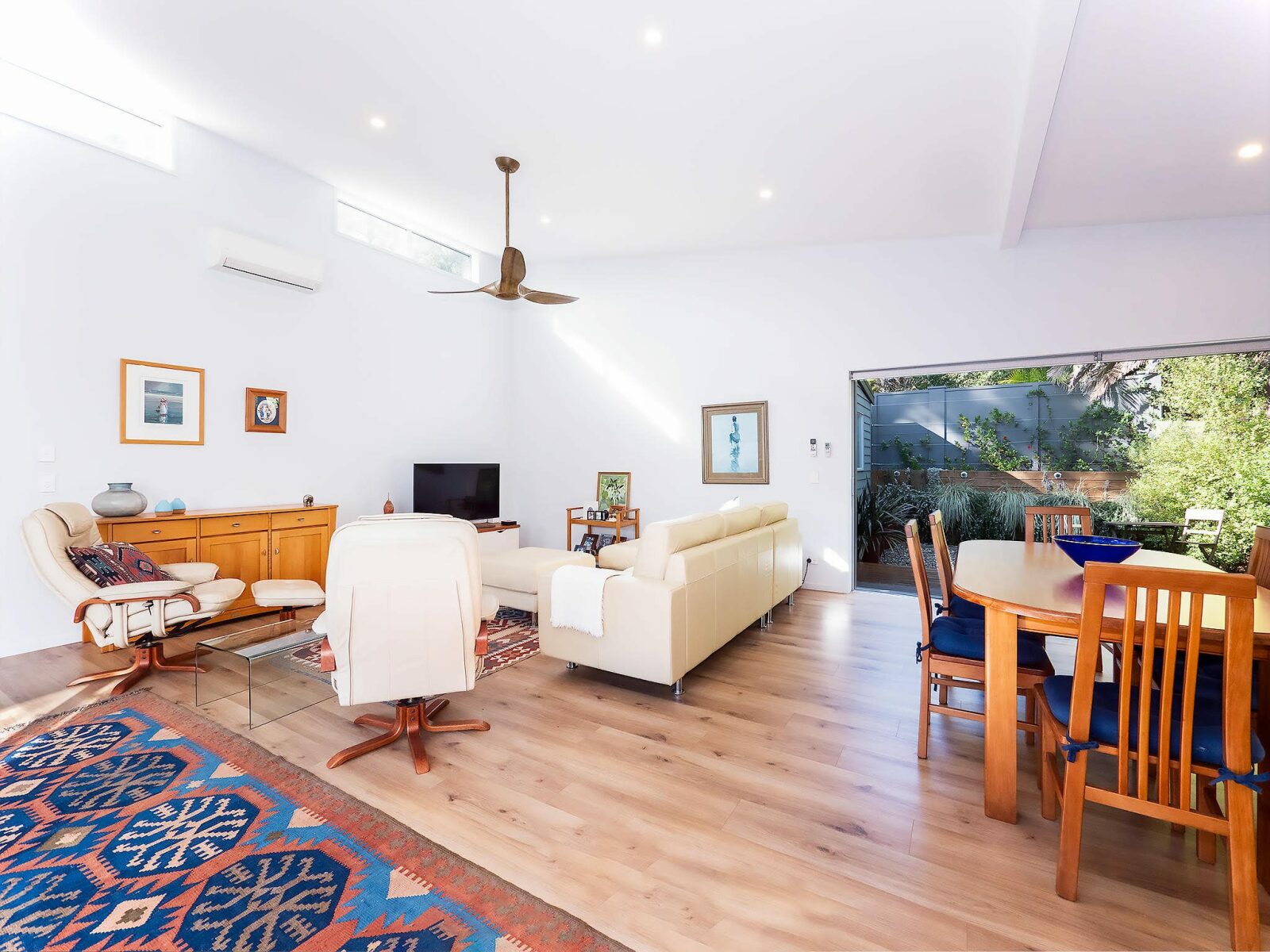 Location, Quality and Privacy in Central Paihia