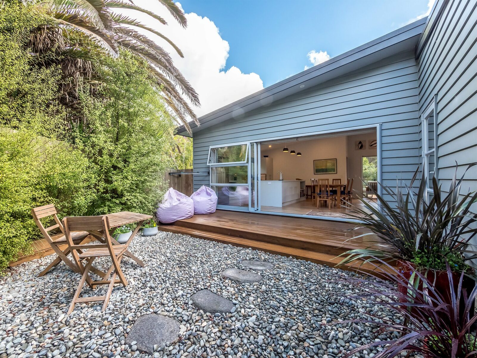 Location, Quality and Privacy in Central Paihia