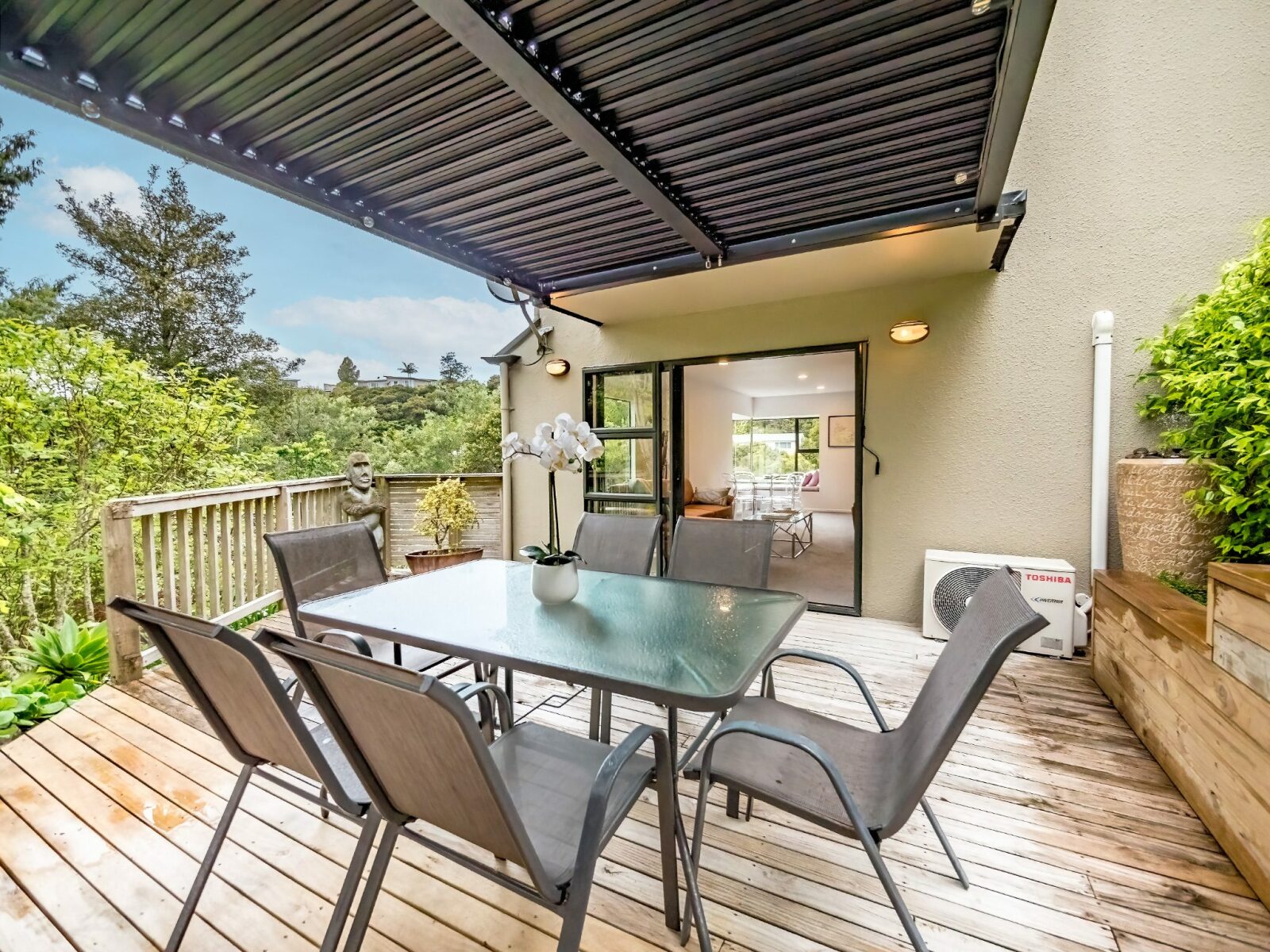 Immaculate Home and Income in Central Paihia